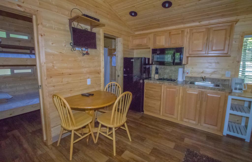 Oakzanita Springs Camping Resort Cottage 3 Descanso Exterior photo